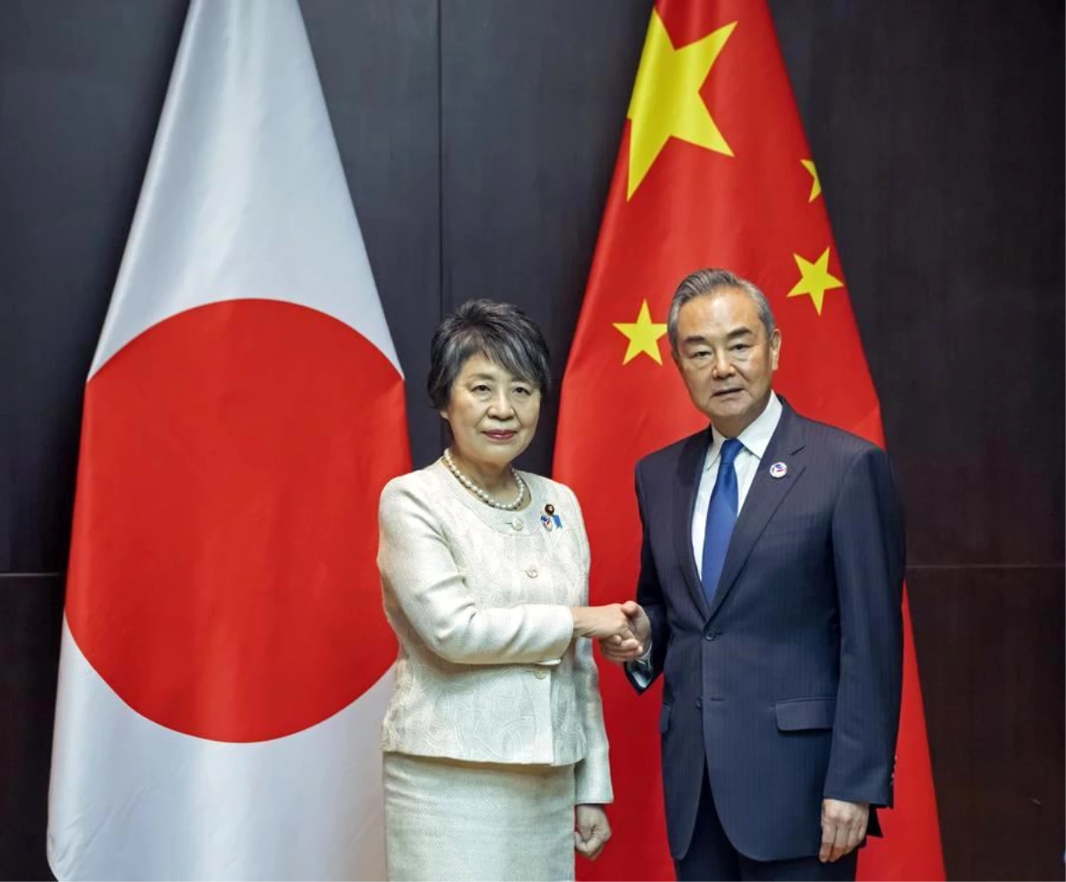 Çin ve Japonya, İkili İlişkilerin Geliştirilmesi Konusunda Anlaştı